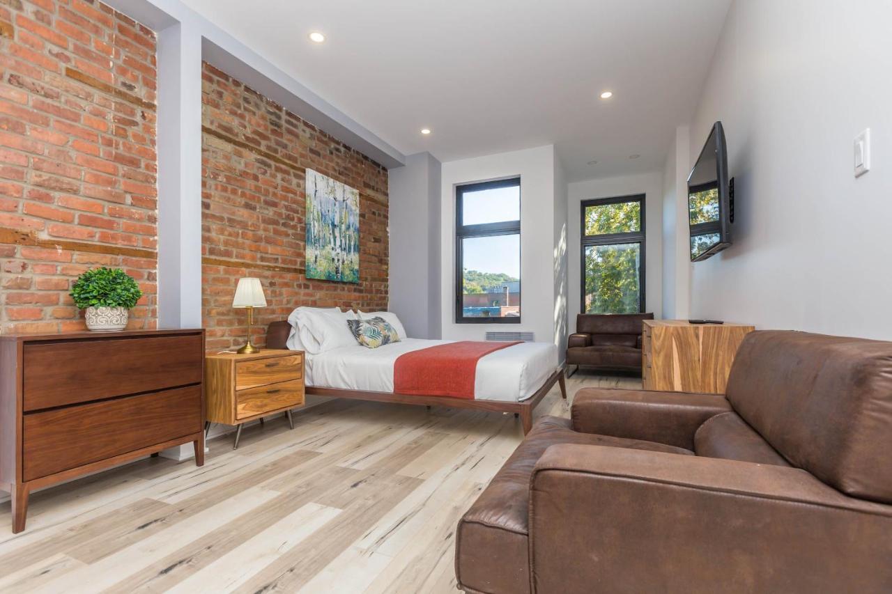 Lofts Du Parc Lahaie Montreal Bagian luar foto