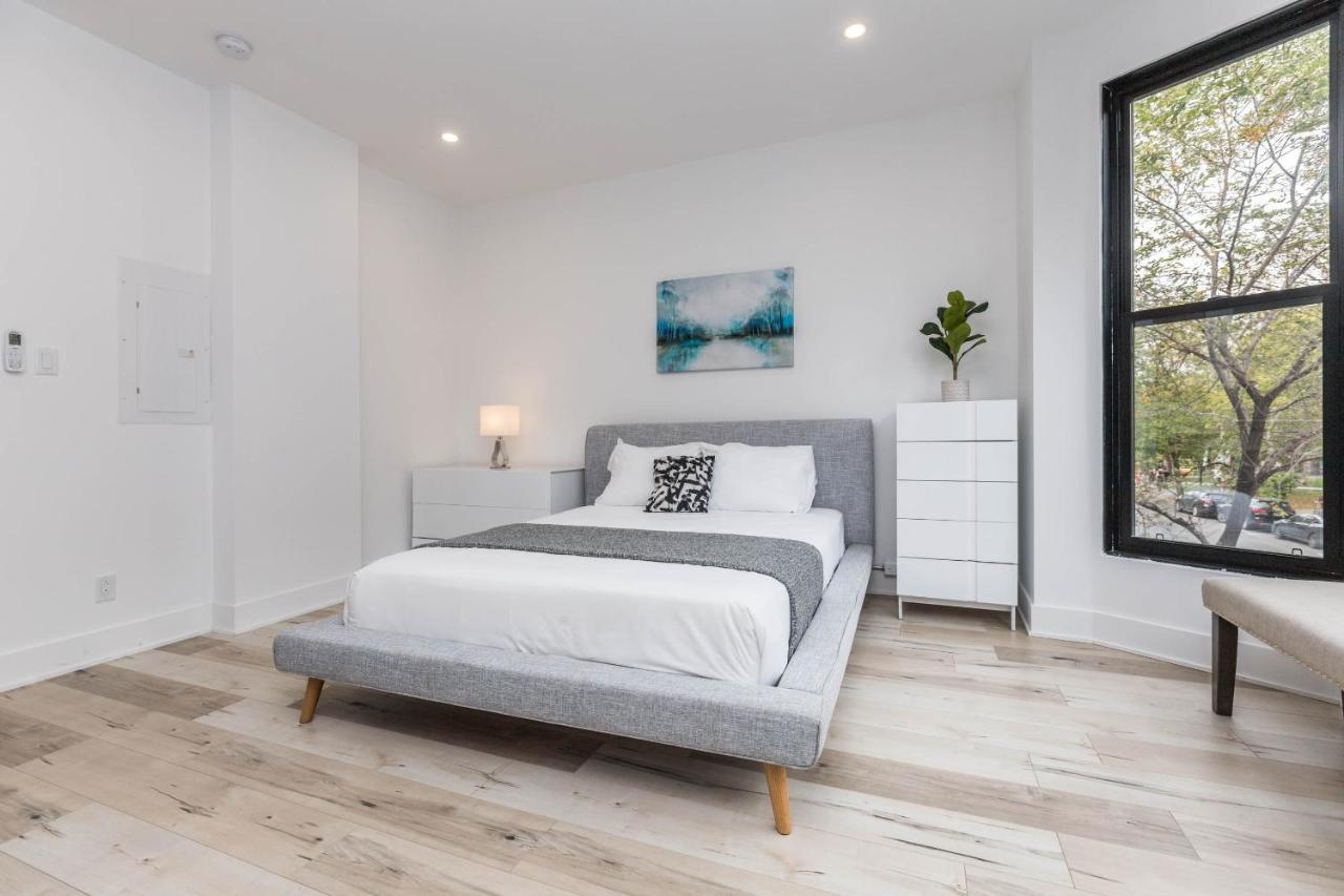 Lofts Du Parc Lahaie Montreal Bagian luar foto