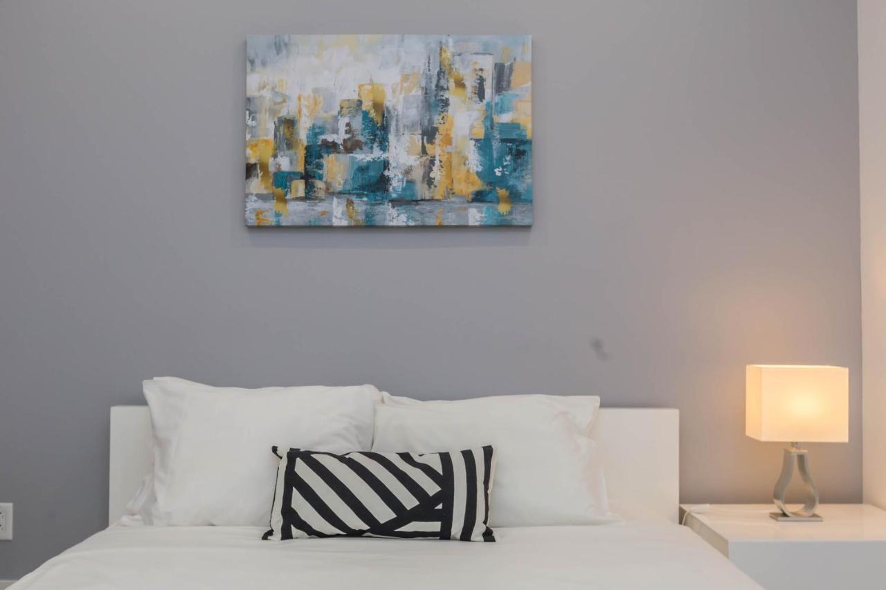 Lofts Du Parc Lahaie Montreal Bagian luar foto