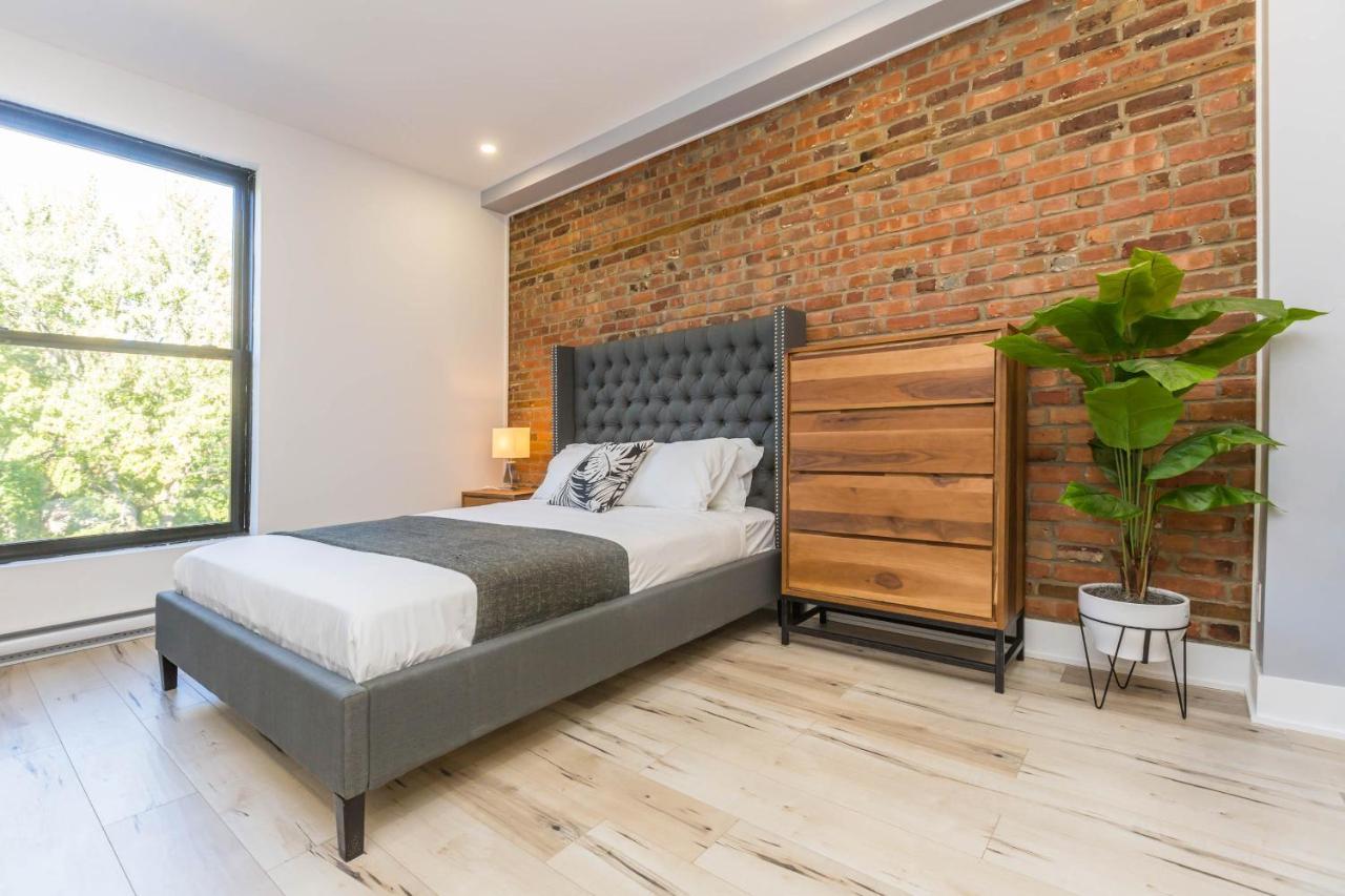 Lofts Du Parc Lahaie Montreal Bagian luar foto