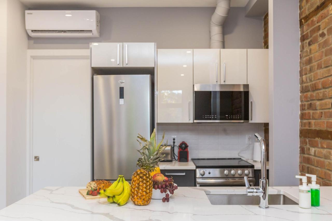 Lofts Du Parc Lahaie Montreal Bagian luar foto