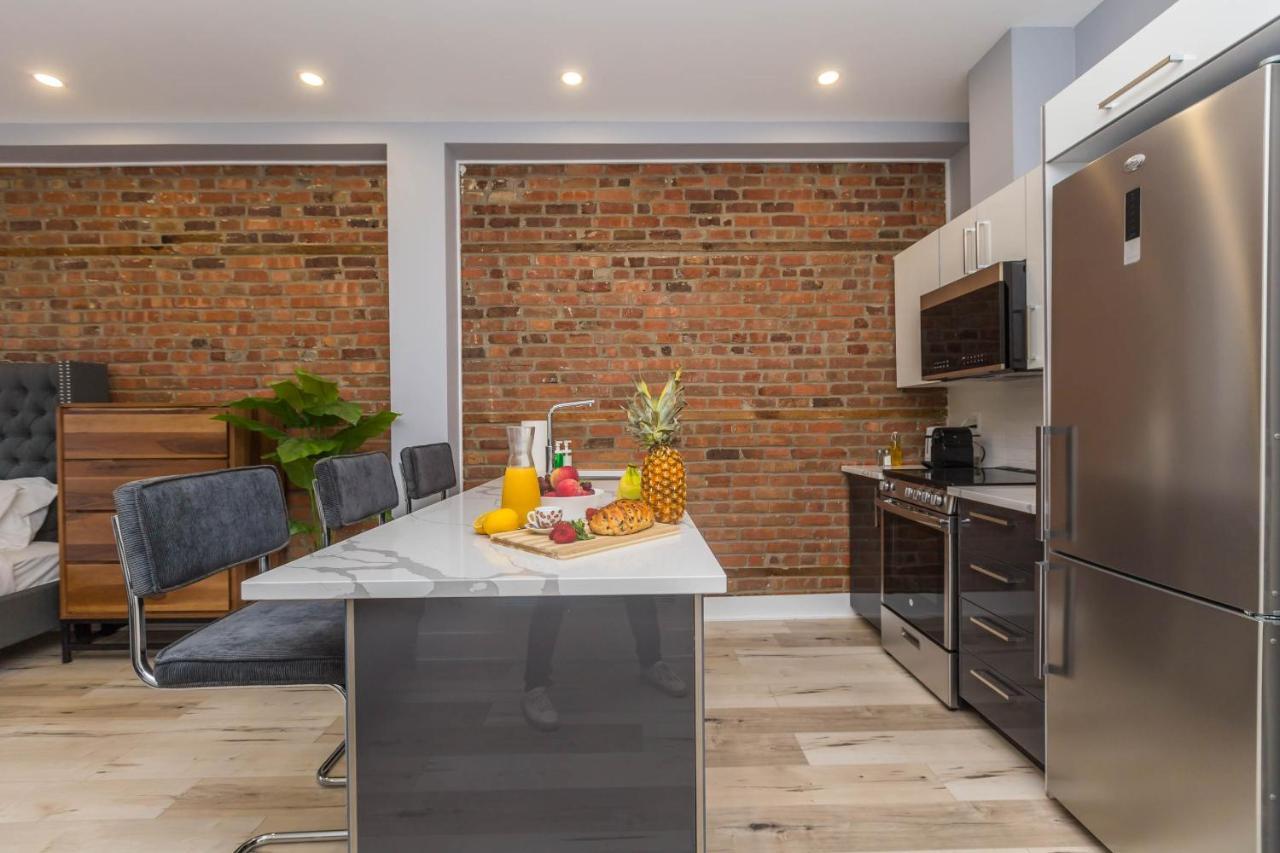 Lofts Du Parc Lahaie Montreal Bagian luar foto